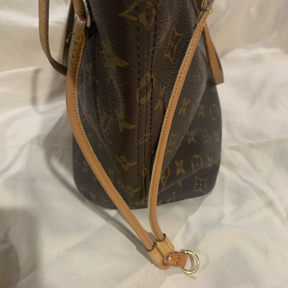 Authentic Louis Vuitton Neverfull MM Classic LV Monogram Bag - Picture 8 of 11